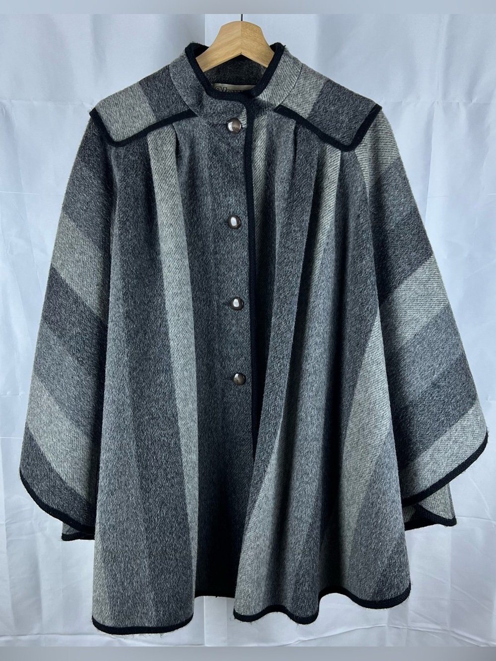 70s Vintage Striped Wool Cape Womens Grey Mock Neck Military Alorna ONE SIZE